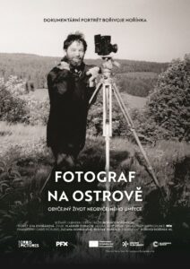 Promítání dokumentu Fotograf na ostrově