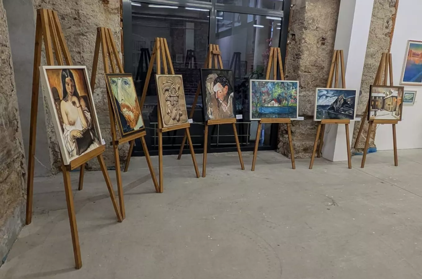 Výtvarná skupina Spolu vystavuje v Galerii Centra Pivovar