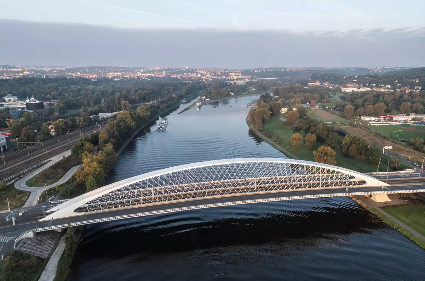 Poznej Vltavu 2026 – Dvorecký most  – multižánrový festival v Praze