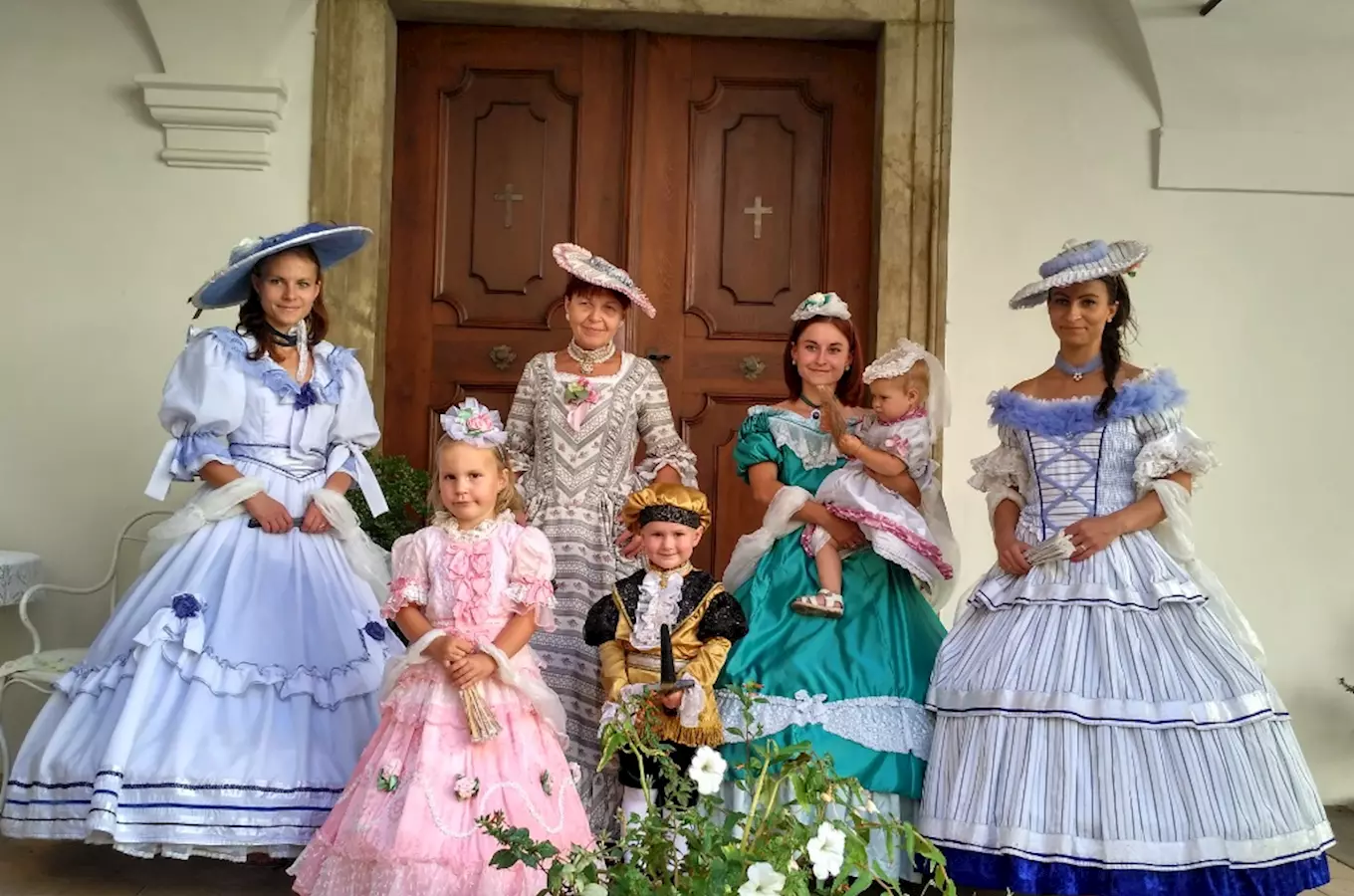 Kostýmové prohlídky – půjčovna historických kostýmů na zámku Milotice