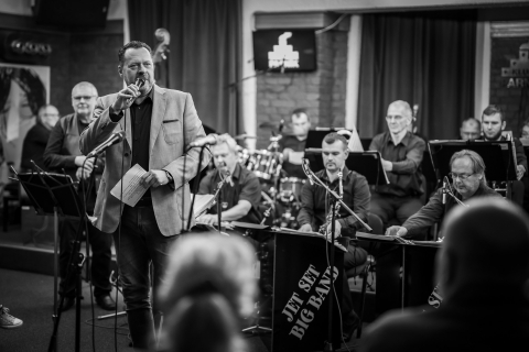 Jet Set Big Band