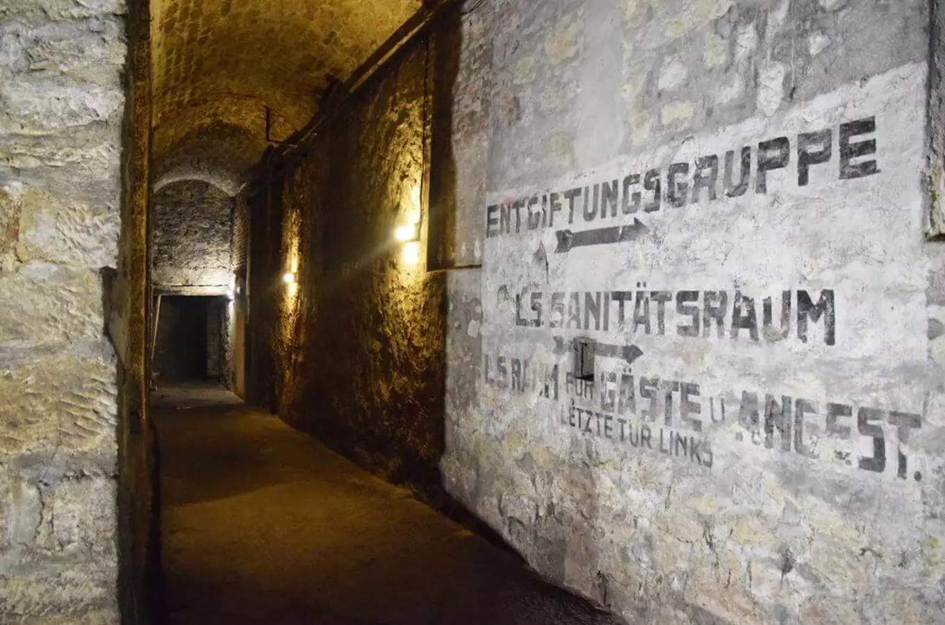 Prohlídky parkánu a zámeckého sklepení v Děčíně