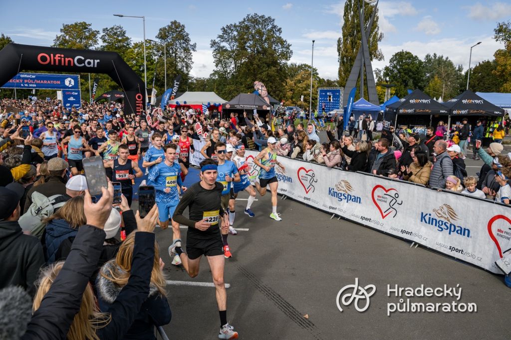 Hradecký půlmaraton, maraton