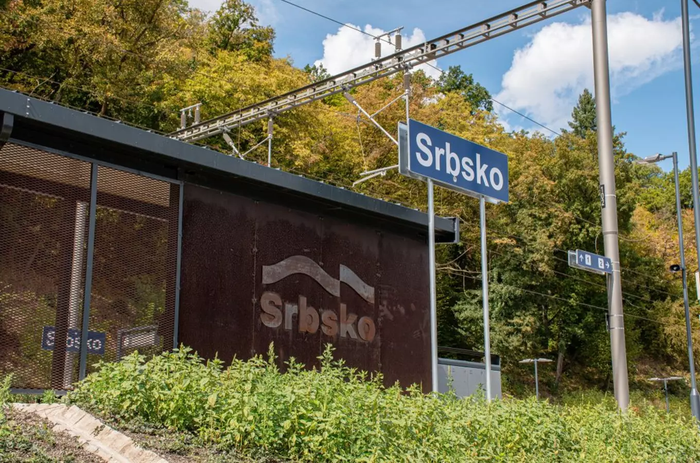 Sezonní autobusová linka Českého krasu